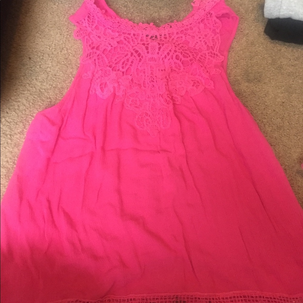 Pink tank top